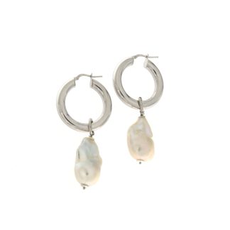 Orecchini cerchio in argento con perle